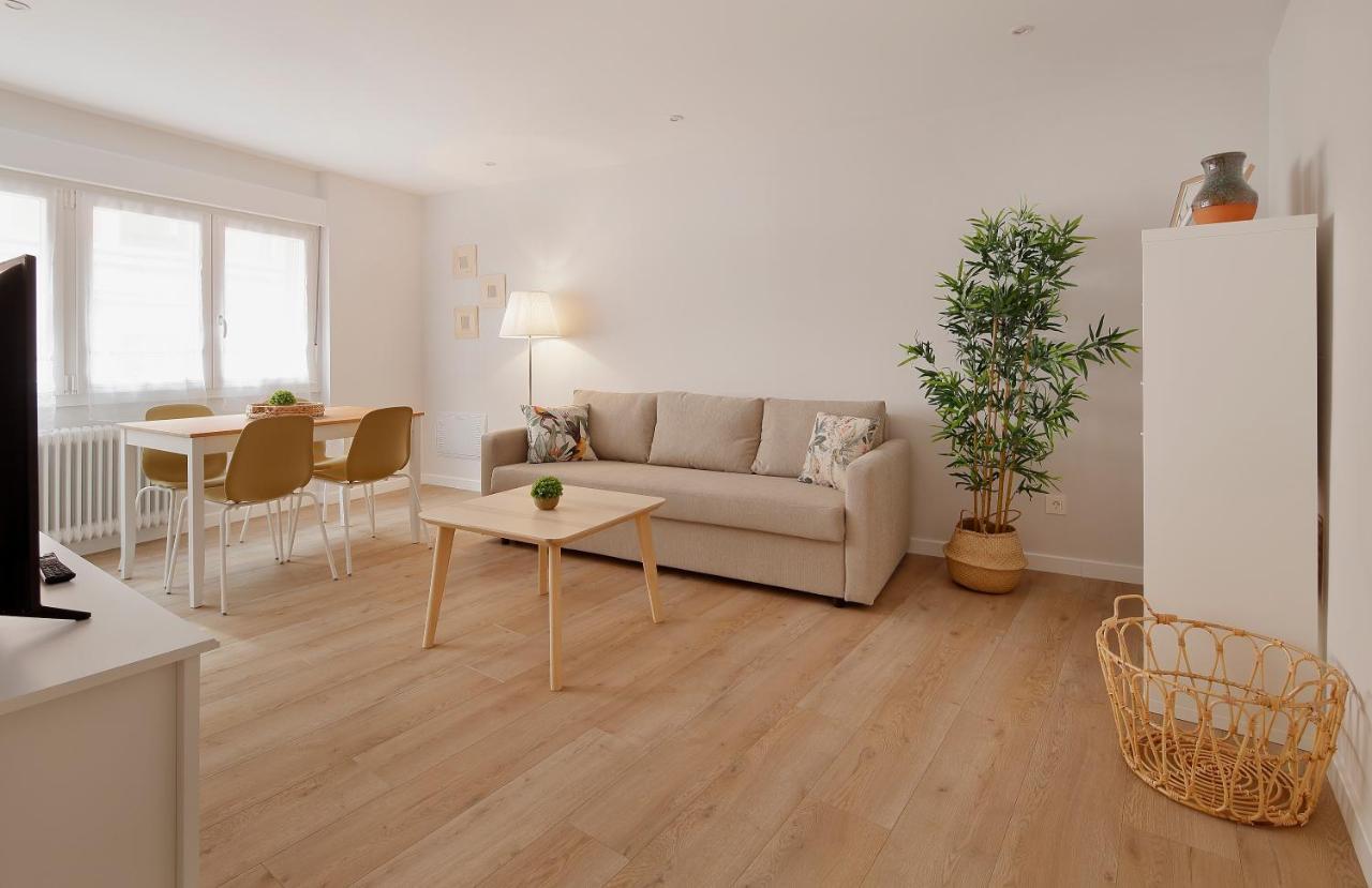 Apartamento Centro-El Carmen Gijon Ngoại thất bức ảnh